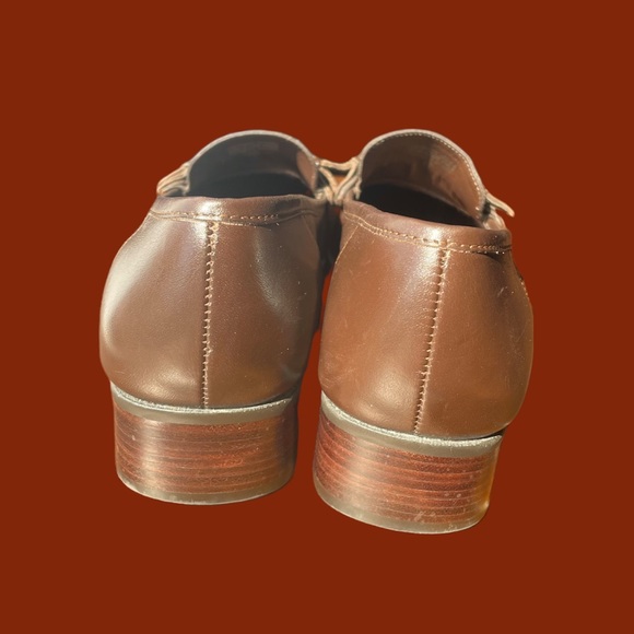 Etienne aigner VTG size 7 brown leather horsebit loafers gold detail chestnut - Picture 7 of 10